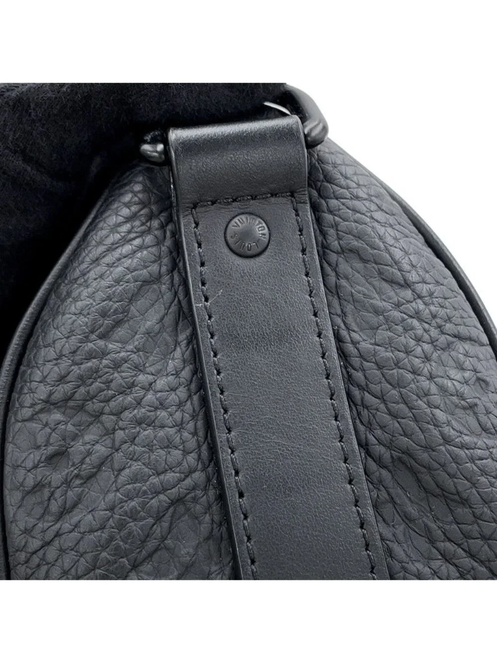Louis Vuitton Handbag Monogram Taurillon Keepall Bandouliere 25 2-Way Bag Black